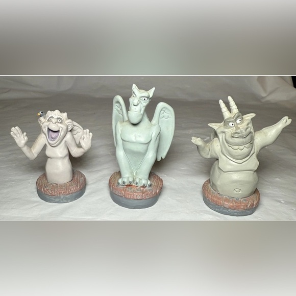 Disney Hunchback of Notre Dame Figures set of
3 Toys Cake Toppers HTF Rare! - Picture 1 of 6